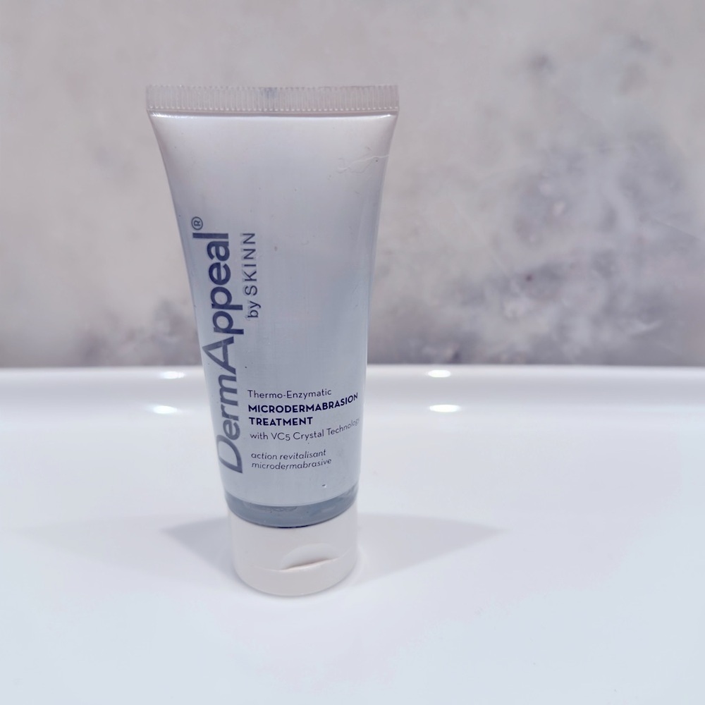 NWT- SKINN DermAppeal Microdermabrasion in Gray Tube 1.0 OZ